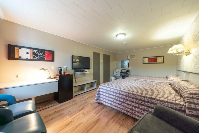 Motel Claude Degelis 외부 사진